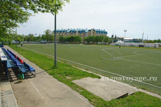 Футбольное поле на территории санатория «Парус»